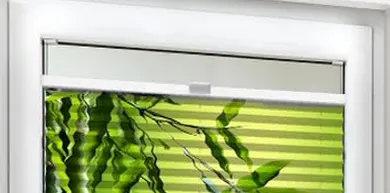 Foto Plissee mit Glasleistenträger montiert
