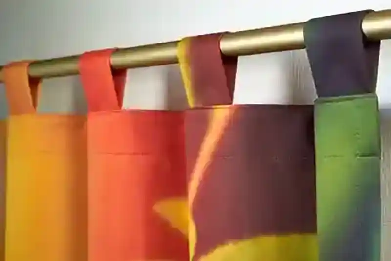 Fotogardine mit Schlaufen in 5cm Höhe